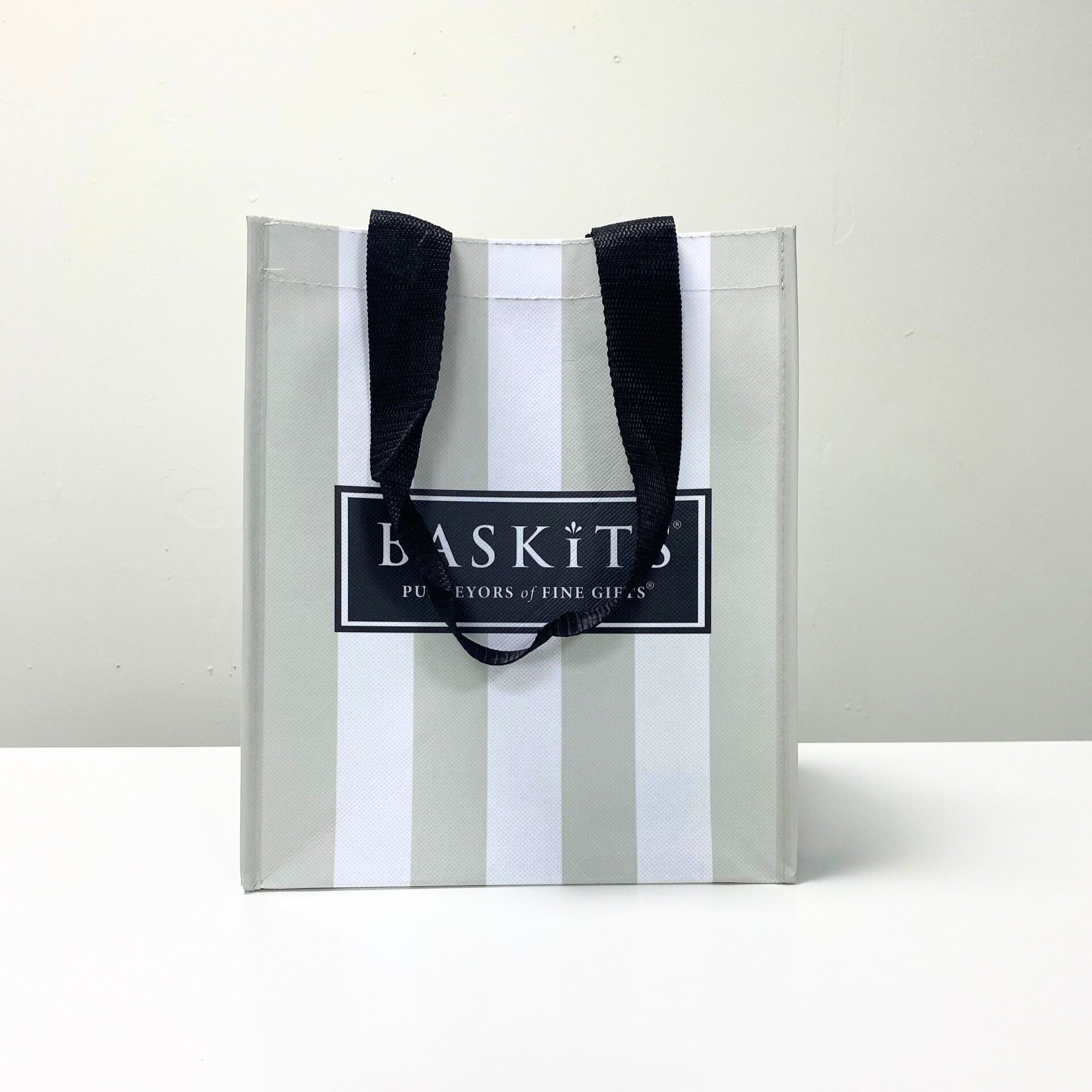 PP Non-Woven Elegant Black & White Fashion Reusable Shopping Bag - K012