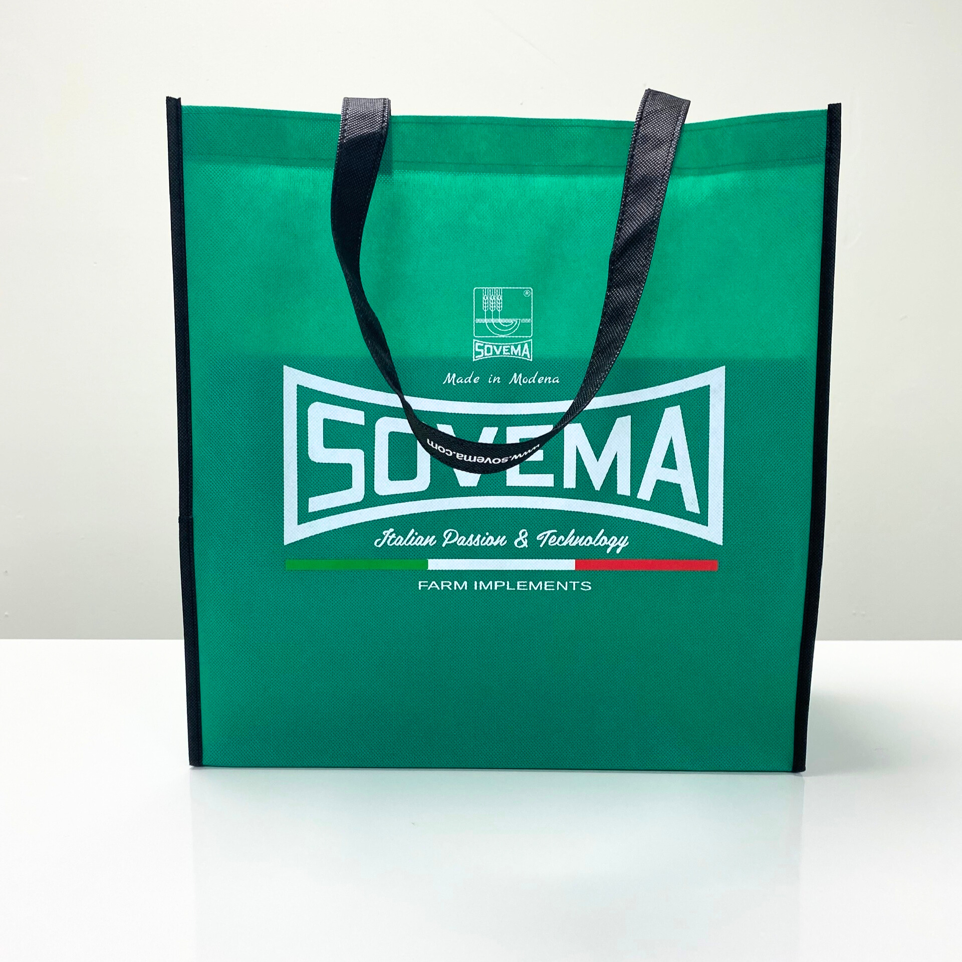 PP Non-Woven Solid Green Reusable Shopping Bag with Promotional Print - K005